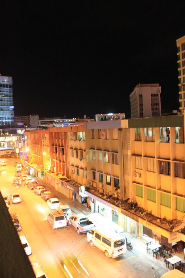 Balada Hostel Kota Kinabalu Buitenkant foto